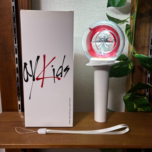 Stray kids ufficiale light - stray,