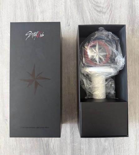 Stray kids lightstick ver - lightstick, 2